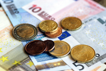 4.100 trabajadores tienen un sueldo de más de 150.000 euros