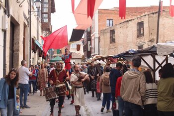 El Mercado Medieval de Tordesillas atrae a miles de visitantes