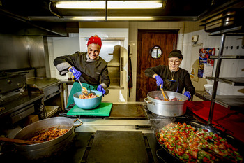 Tercera generación de cocina casera en Viana