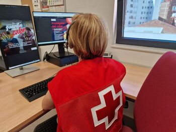 Cruz Roja ofrece seguimiento telefónico a 600 mayores