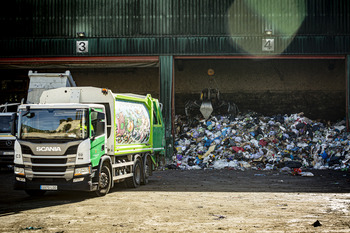 La capital 'no tiene capacidad' para recoger residuos de otros