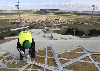 El PSOE propondrá el desmantelamiento de Meseta Ski