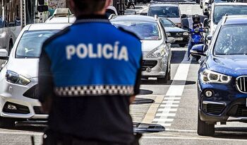 Campaña de Policía Local contra las distracciones al volante