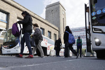 UGT y CCOO convocan una huelga general de transporte rodado