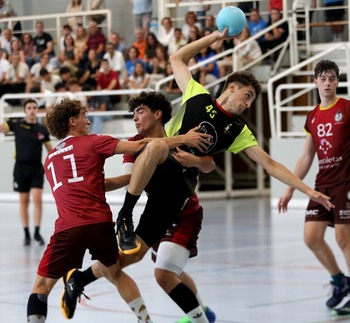 BM Delicias gana la final masculina a Atlético Valladolid