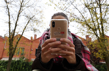 Más de 500 familias de Valladolid contra el móvil en ESO