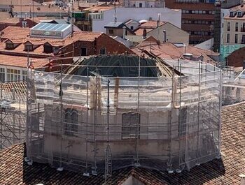 Se desploma la cúpula de la iglesia de la Santa Vera Cruz