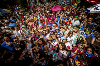 Medio centenar de pueblos festejan en las calles