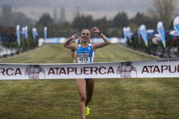 Claudia Gutiérrez brilla en el Cross de Atapuerca