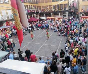 Tordesillas mira al pasado con su mercado medieval