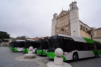 El PSOE recuerda que Auvasa debería comprar 13 buses de GNC