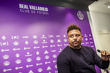 Ronaldo afirma que negocia la venta del Real Valladolid