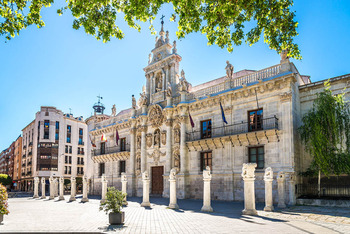 CCOO denuncia un incumplimiento laboral de la Universidad