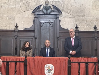 Salvador Insúa, reelegido decano de la Facultad de Comercio