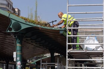 Comienza la reparación de la Marquesina de Plaza España