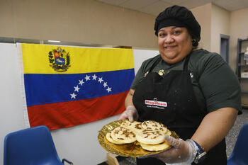 Los venezolanos presumen de sus arepas