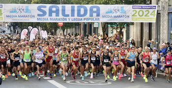 Mónica Gutiérrez y David García ganan la Media Maratón