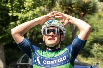 Daniel Cavia, con la selección sub 23 en la Carrera de la Paz