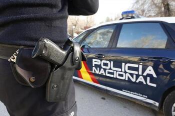 Detenido por amenazar con un hacha a un compañero en Medina