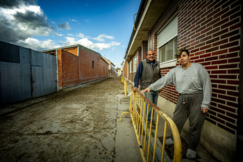 La granja ovina conflictiva de Renedo sigue con su actividad