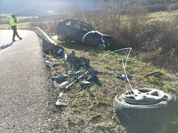 Un muerto y 2 heridos en un choque entre dos coches en Burgos