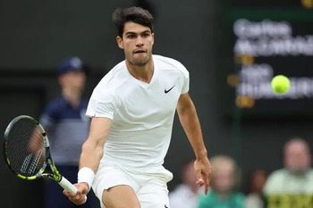 Alcaraz, a cuartos de Wimbledon