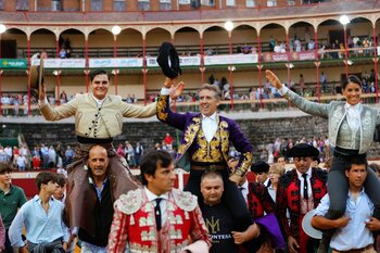 Puerta Grande para abrir la feria taurina de Valladolid 2024