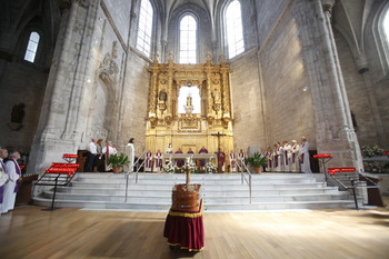 Valladolid se despide de Teófanes Egido en 'su' iglesia