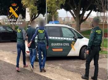 Dos detenidos por el robo y venta de un coche en Laguna