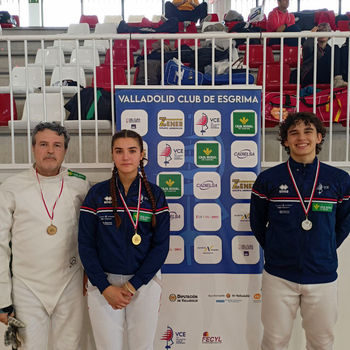 El Valladolid Club de Esgrima logra 9 medallas en el regional