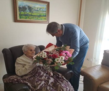 Íscar celebra el 100º cumpleaños de una de sus vecinas