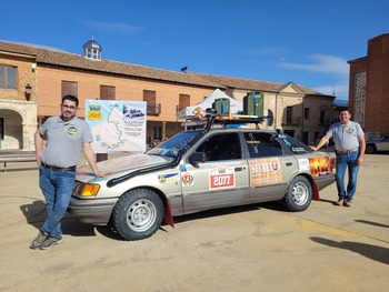 De Mayorga a Marruecos con un Ford Scorpio de 1989