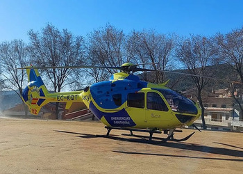 Un tractor fuera de control atropella a dos hombres en Roturas