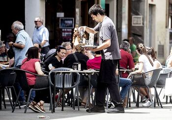 CyL, a tiro de lograr en verano su mínimo histórico de parados