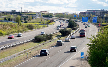 Un herido al volcar un turismo en la A-62 en Tordesillas