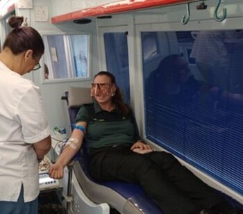 La Guardia Civil participa en la campaña de donación de sangre