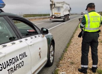 Detenido en la A-6 con un vehículo sustraído en Valladolid