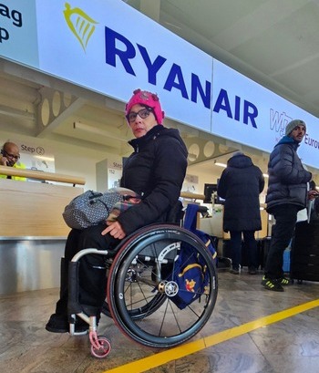 “Ryanair perdió mi silla y no mueve un dedo para encontrarla