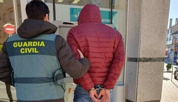 Detenido por robar y extorsionar cinco meses a una persona