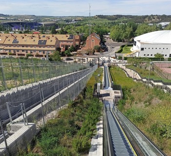 La escalera de la ladera norte de Parquesol, cerrada