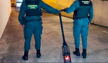 Detenido por robar un patinete y amenazar con un arma blanca