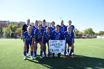 Denuncian el 'secuestro' deportivo de una jugadora de fútbol